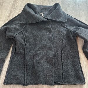 Free People Charcoal Gray Knit Cardigan Sweater Sz L